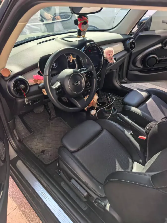 2022 MINI MINI 1.5T 136HP L3 7DCT,autocango,china used car exporter,china ev exporter,chinese used car exporter,chinese used ev exporter