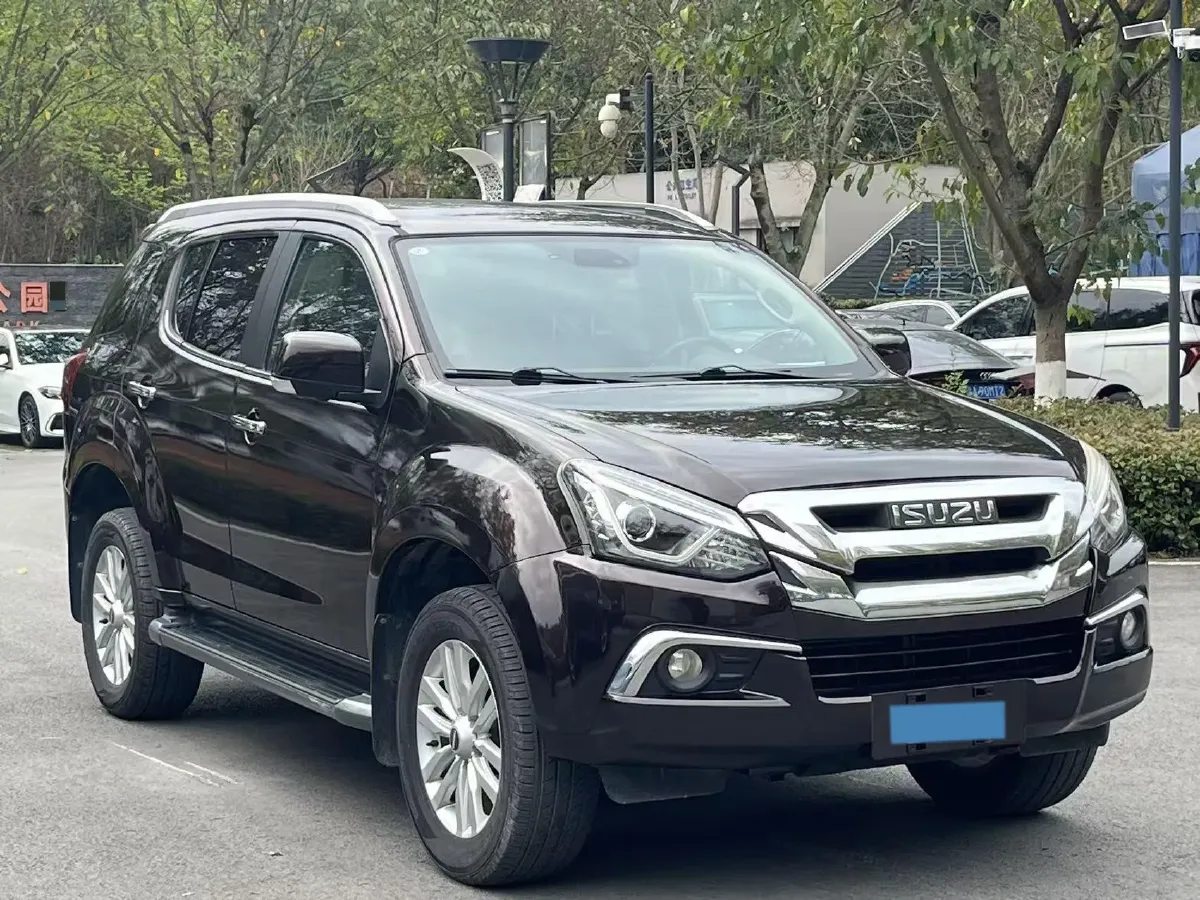 2018 Isuzu Mu-X 1.9T 163HP L4 6AT,autocango,china used car exporter,china ev exporter,chinese used car exporter,chinese used ev exporter