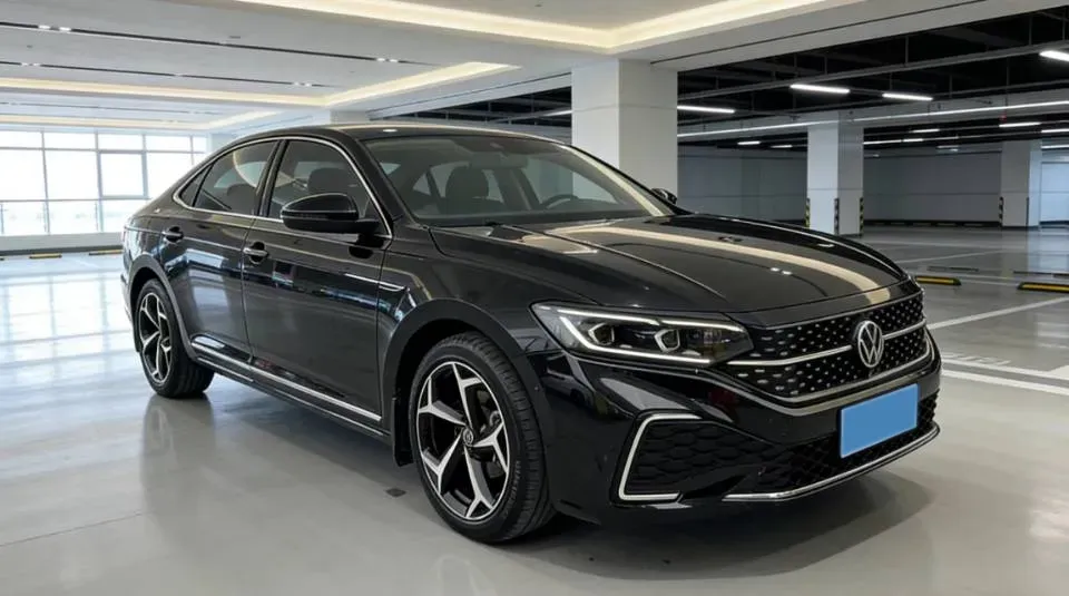 2022 Xpeng P7 BEV 60.2KWH,autocango,china used car exporter,china ev exporter,chinese used car exporter,chinese used ev exporter