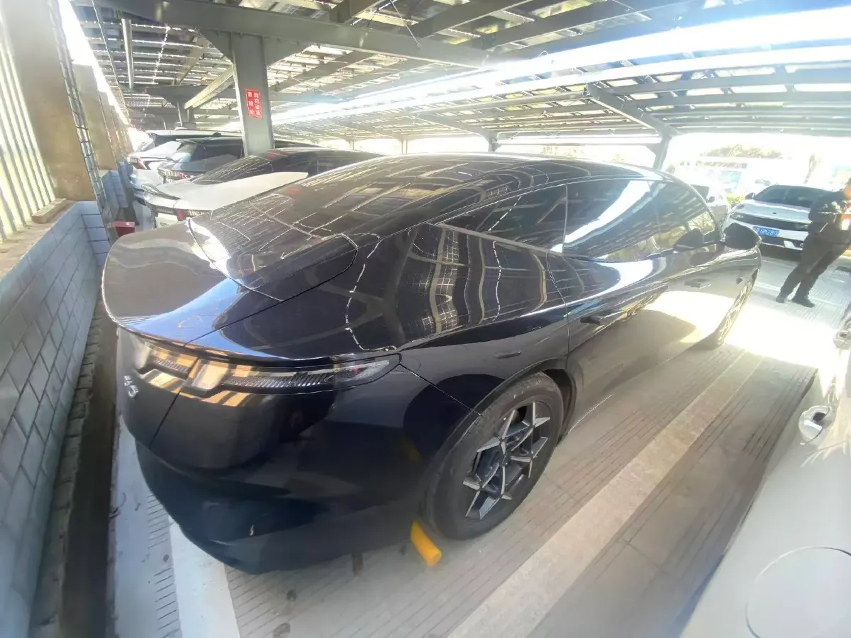 2025 Isuzu LingTuo 2.0T 220HP L4 8AT,autocango,china used car exporter,china ev exporter,chinese used car exporter,chinese used ev exporter