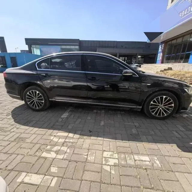 2020 Volkswagen Magotan 2.0T 186HP L4 7DCT,autocango,china used car exporter,china ev exporter,chinese used car exporter,chinese used ev exporter