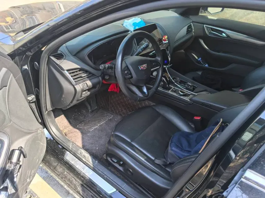 2022 Cadillac CT5 2.0T 237HP L4 10AT,autocango,china used car exporter,china ev exporter,chinese used car exporter,chinese used ev exporter