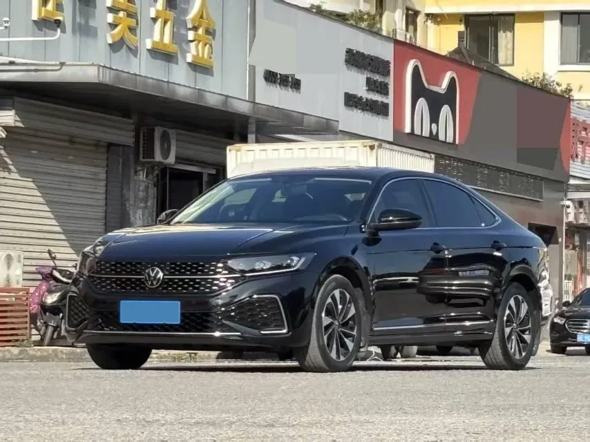 2023 Volkswagen Passat 2.0T 186HP L4 7DCT,autocango,china used car exporter,china ev exporter,chinese used car exporter,chinese used ev exporter