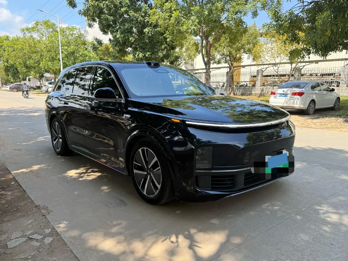 2024 Toyota Granvia 2.5L 189HP L4 E-CVT Hybrid,autocango,china used car exporter,china ev exporter,chinese used car exporter,chinese used ev exporter