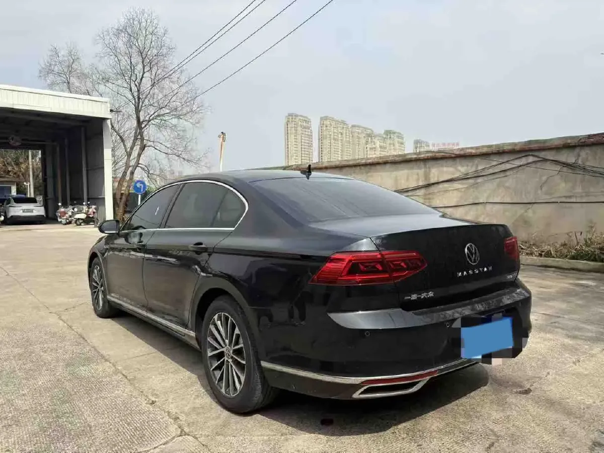 2020 Volkswagen Magotan 2.0T 186HP L4 7DCT,autocango,china used car exporter,china ev exporter,chinese used car exporter,chinese used ev exporter