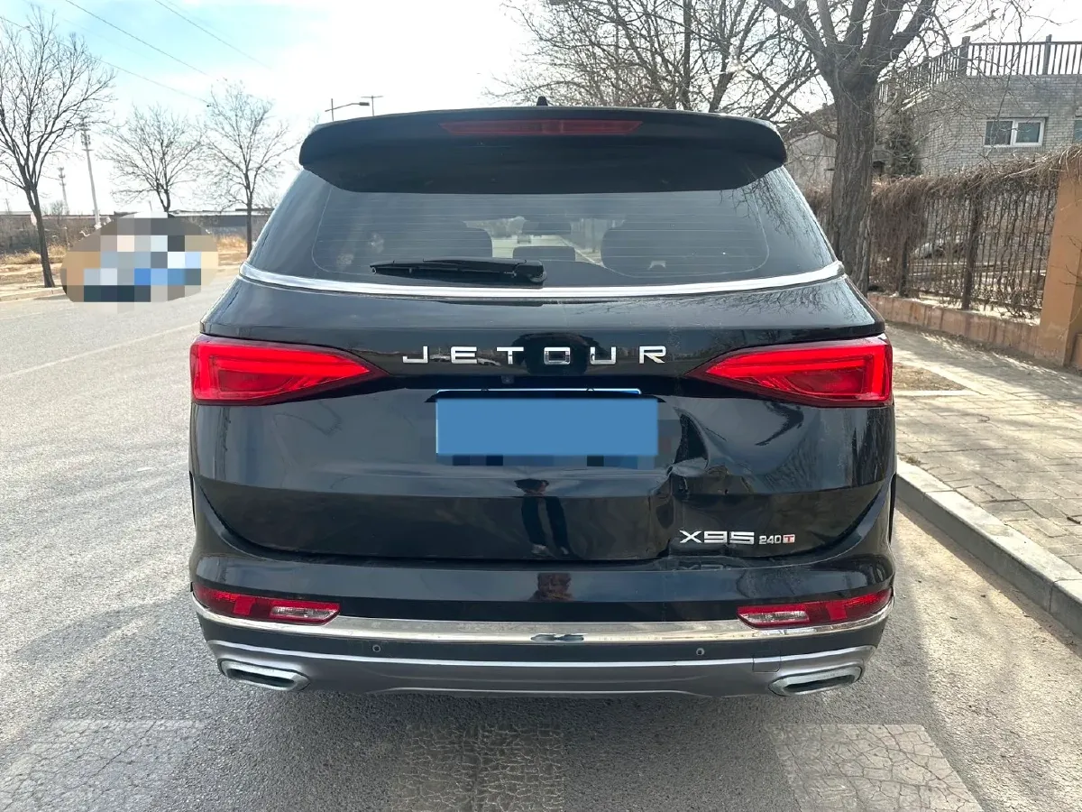 2020 Jetour X90 1.5T 156HP L4 6MT,autocango,china used car exporter,china ev exporter,chinese used car exporter,chinese used ev exporter