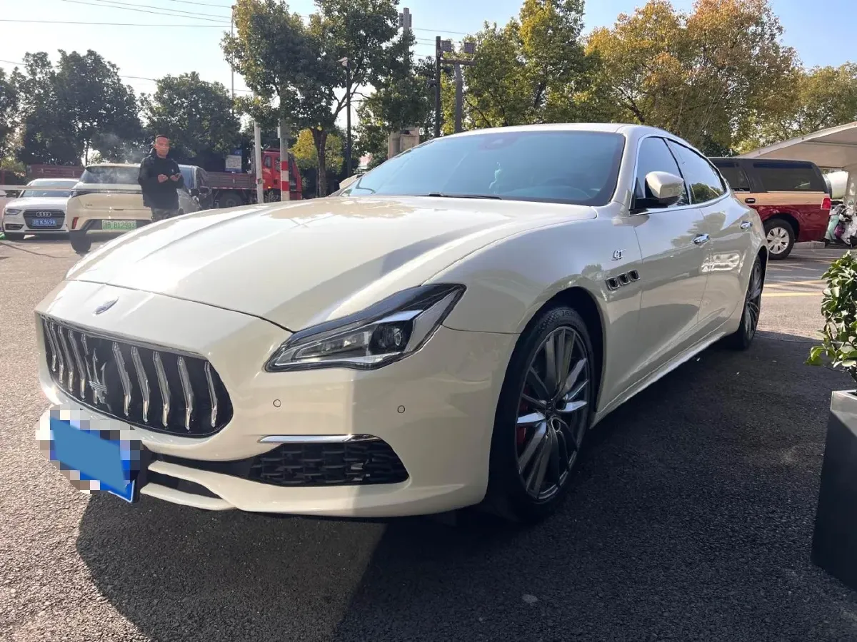 2022 Maserati Quattroporte 3.0T 350HP V6 8AT,autocango,china used car exporter,china ev exporter,chinese used car exporter,chinese used ev exporter