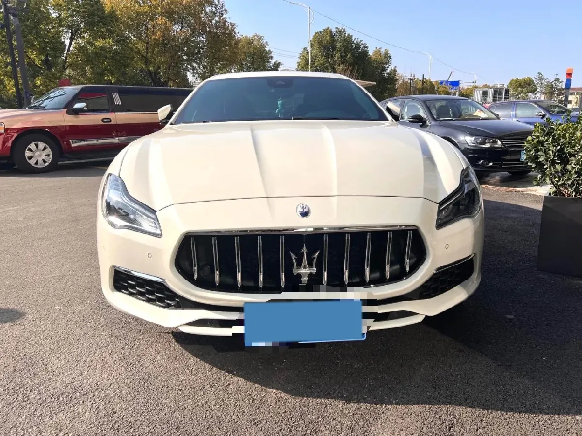 2022 Maserati Quattroporte 3.0T 350HP V6 8AT,autocango,china used car exporter,china ev exporter,chinese used car exporter,chinese used ev exporter
