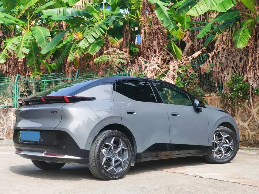 2025 Jetour Freeman 1.5T 184HP L4 7DCT,autocango,china used car exporter,china ev exporter,chinese used car exporter,chinese used ev exporter