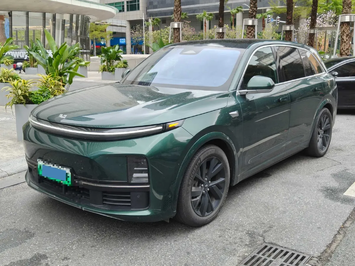 2023 Li L7 Range Extended 154HP REEV 40.9KWH,autocango,china used car exporter,china ev exporter,chinese used car exporter,chinese used ev exporter