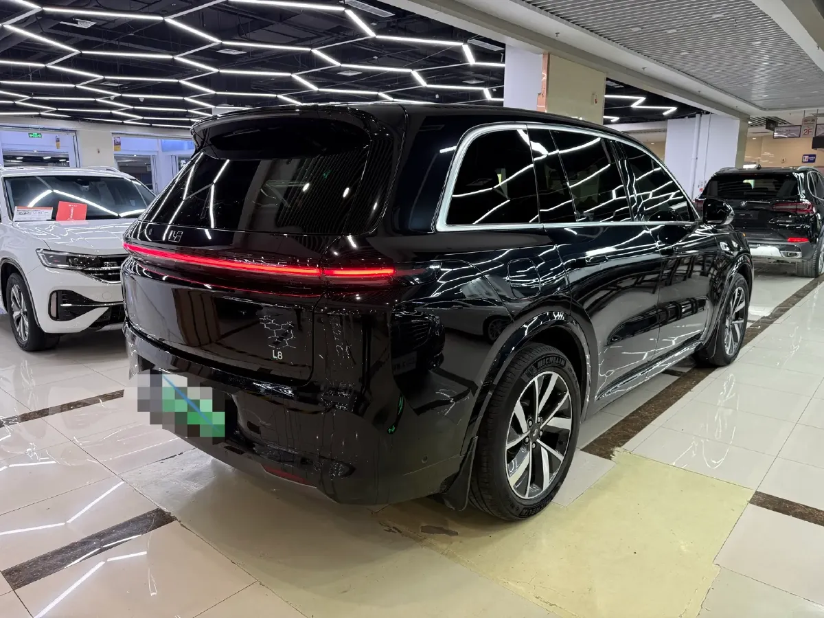 2023 Li L8 Range Extended 154HP REEV 40.9KWH,autocango,china used car exporter,china ev exporter,chinese used car exporter,chinese used ev exporter