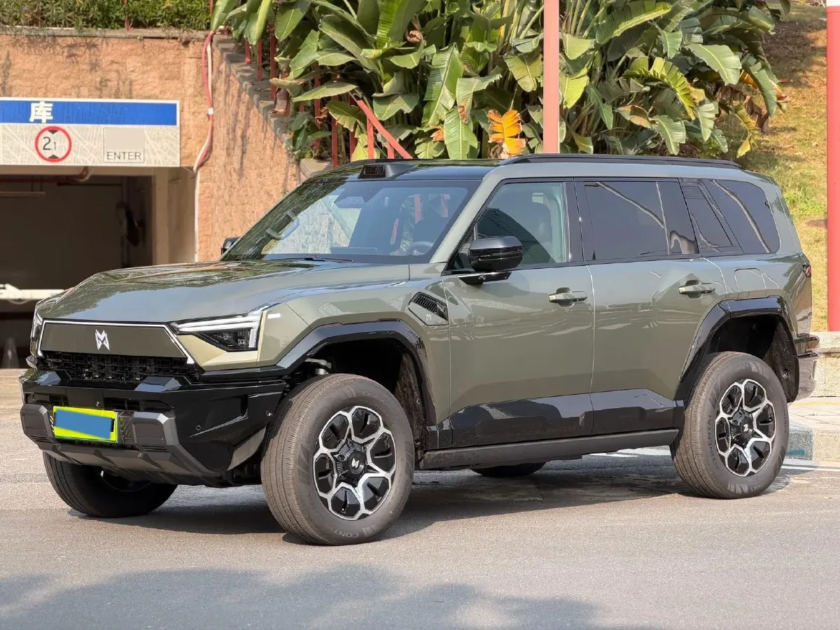 2025 Jetour Zongheng G700 2.0T 211HP L4 2DHT PHEV,autocango,china used car exporter,china ev exporter,chinese used car exporter,chinese used ev exporter