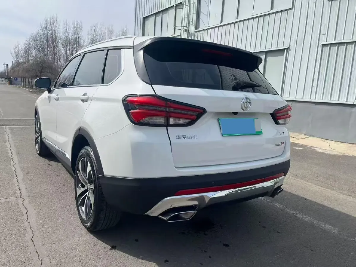 2018 Brilliance Auto V7 1.6T 204HP L4 7DCT,autocango,china used car exporter,china ev exporter,chinese used car exporter,chinese used ev exporter