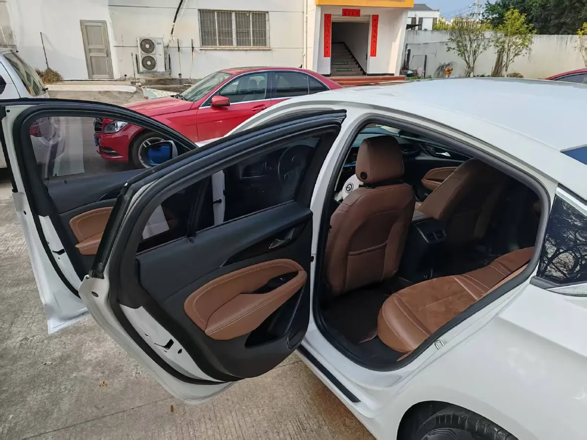 2020 Buick Regal 1.5T 169HP L4 9AT,autocango,china used car exporter,china ev exporter,chinese used car exporter,chinese used ev exporter