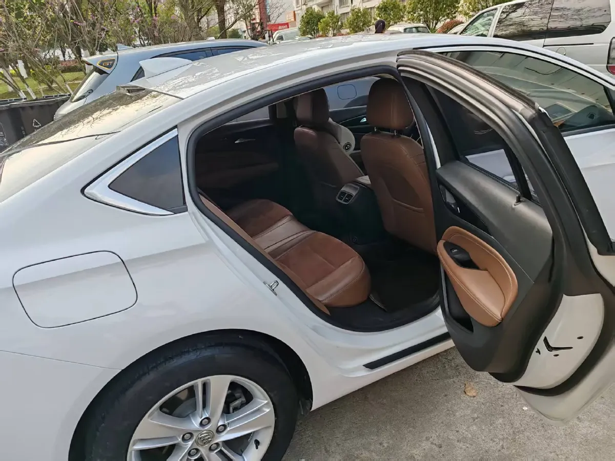 2020 Buick Regal 1.5T 169HP L4 9AT,autocango,china used car exporter,china ev exporter,chinese used car exporter,chinese used ev exporter