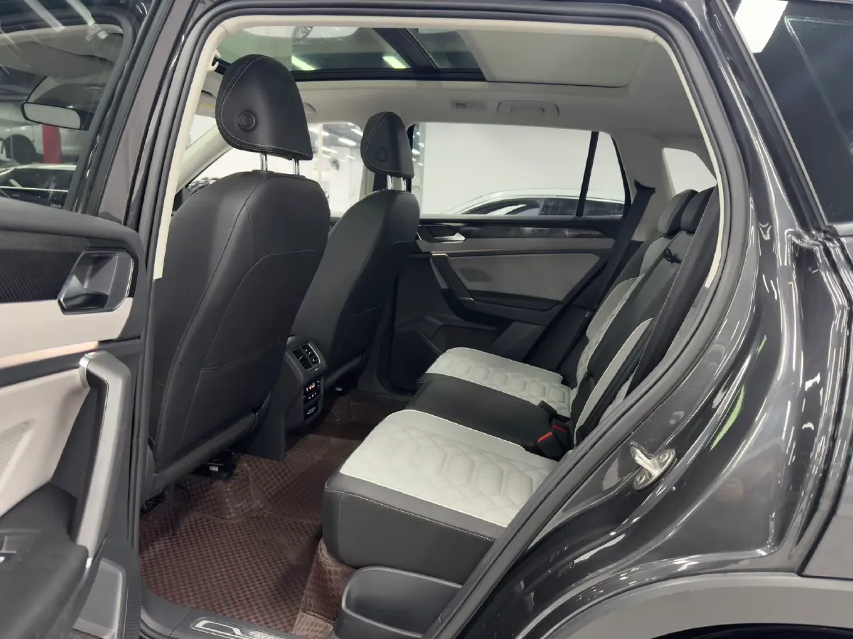 2023 Volkswagen Tayron 1.4T 150HP L4 7DCT,autocango,china used car exporter,china ev exporter,chinese used car exporter,chinese used ev exporter