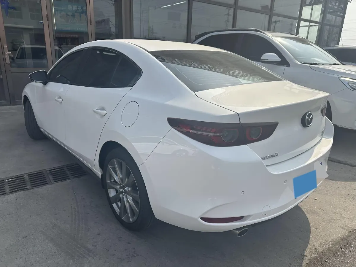 2022 Mazda 3 Axela 2.0L 158HP L4 6AT,autocango,china used car exporter,china ev exporter,chinese used car exporter,chinese used ev exporter