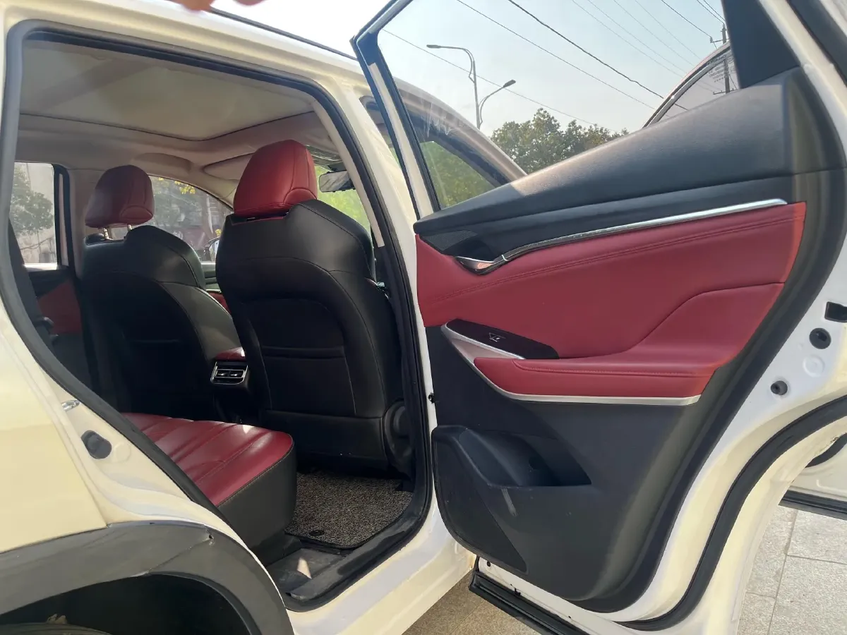 2020 ChangAn CS75 Plus 1.5T 178HP L4 6AT,autocango,china used car exporter,china ev exporter,chinese used car exporter,chinese used ev exporter