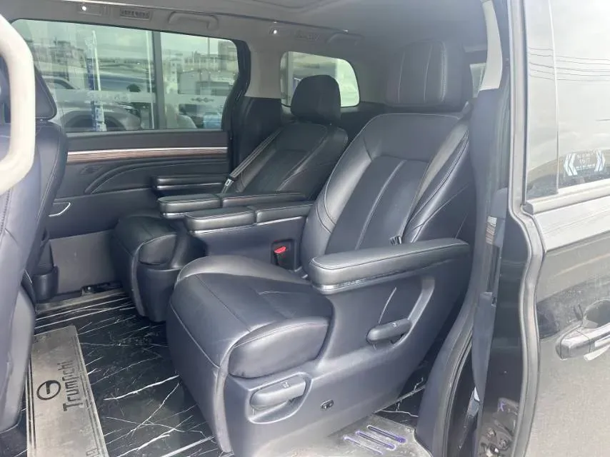 2021 GAC Trumpchi M8 2.0T 252HP L4 8AT,autocango,china used car exporter,china ev exporter,chinese used car exporter,chinese used ev exporter