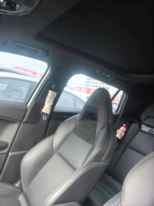 2023 LYNK&CO 06 1.5T 181HP L4 7DCT,autocango,china used car exporter,china ev exporter,chinese used car exporter,chinese used ev exporter