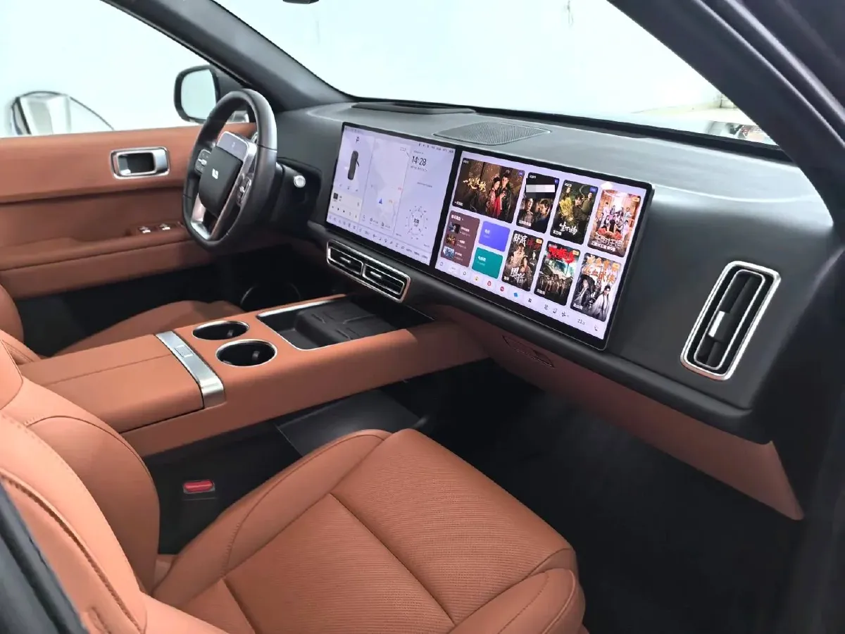 2024 Li L6 Range Extended 154HP L4 REEV 36.8KWH,autocango,china used car exporter,china ev exporter,chinese used car exporter,chinese used ev exporter