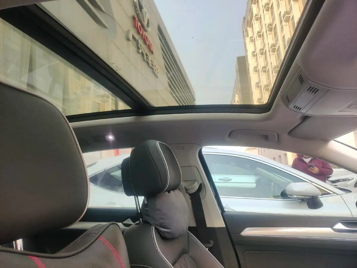 2022 Volkswagen Magotan GTE 1.4T 150HP L4 6DCT PHEV 13KWH,autocango,china used car exporter,china ev exporter,chinese used car exporter,chinese used ev exporter