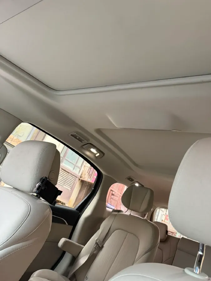 2022 Buick GL8 2.0T 237HP L4 9AT,autocango,china used car exporter,china ev exporter,chinese used car exporter,chinese used ev exporter