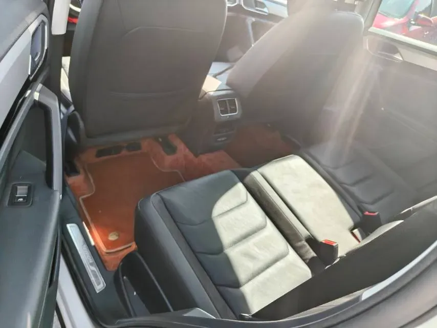 2020 Volkswagen Tayron 2.0T 186HP L4 7DCT,autocango,china used car exporter,china ev exporter,chinese used car exporter,chinese used ev exporter