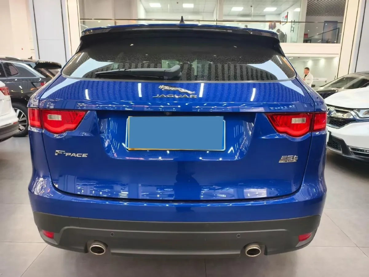 2018 Jaguar F-PACE 2.0T 250HP L4 8AT,autocango,china used car exporter,china ev exporter,chinese used car exporter,chinese used ev exporter