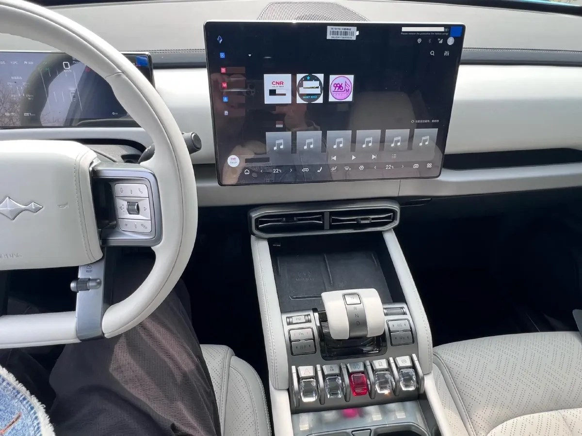 2025 FangChengBao Tai 3 BEV,autocango,china used car exporter,china ev exporter,chinese used car exporter,chinese used ev exporter