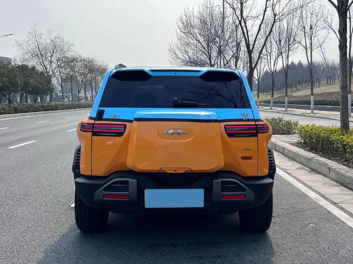 2025 FangChengBao Tai 3 BEV,autocango,china used car exporter,china ev exporter,chinese used car exporter,chinese used ev exporter