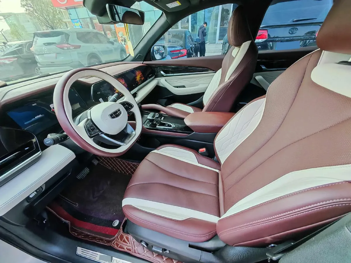 2021 Geely Monjaro 2.0T 218HP L4 7DCT,autocango,china used car exporter,china ev exporter,chinese used car exporter,chinese used ev exporter