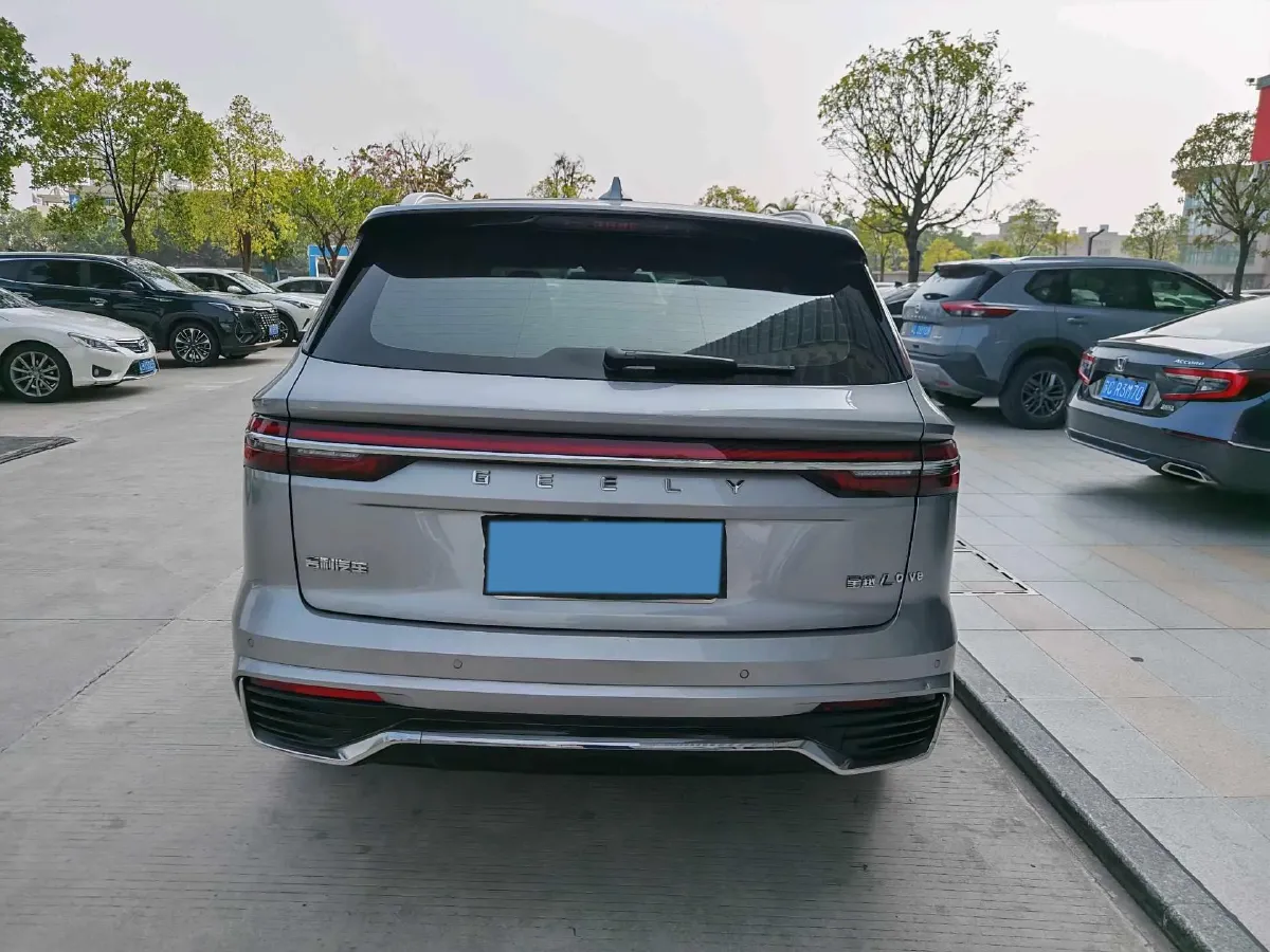 2021 Geely Monjaro 2.0T 218HP L4 7DCT,autocango,china used car exporter,china ev exporter,chinese used car exporter,chinese used ev exporter