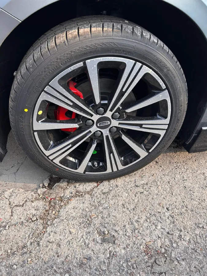 2025 Geely Preface 1.5T 181HP L4 7DCT,autocango,china used car exporter,china ev exporter,chinese used car exporter,chinese used ev exporter