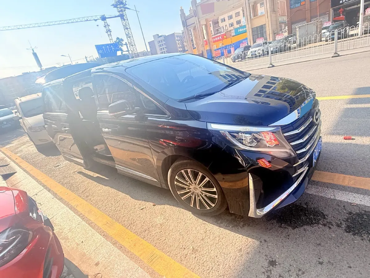 2021 GAC Trumpchi M8 2.0T 252HP L4 8AT,autocango,china used car exporter,china ev exporter,chinese used car exporter,chinese used ev exporter