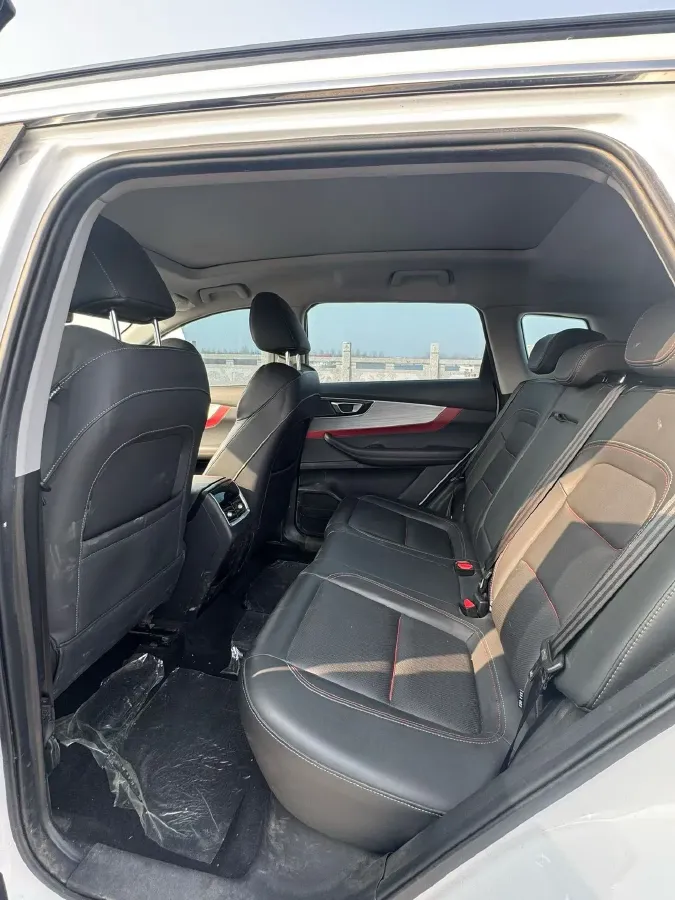 2022 Chery Tiggo 7 1.6T 197HP L4 7DCT,autocango,china used car exporter,china ev exporter,chinese used car exporter,chinese used ev exporter