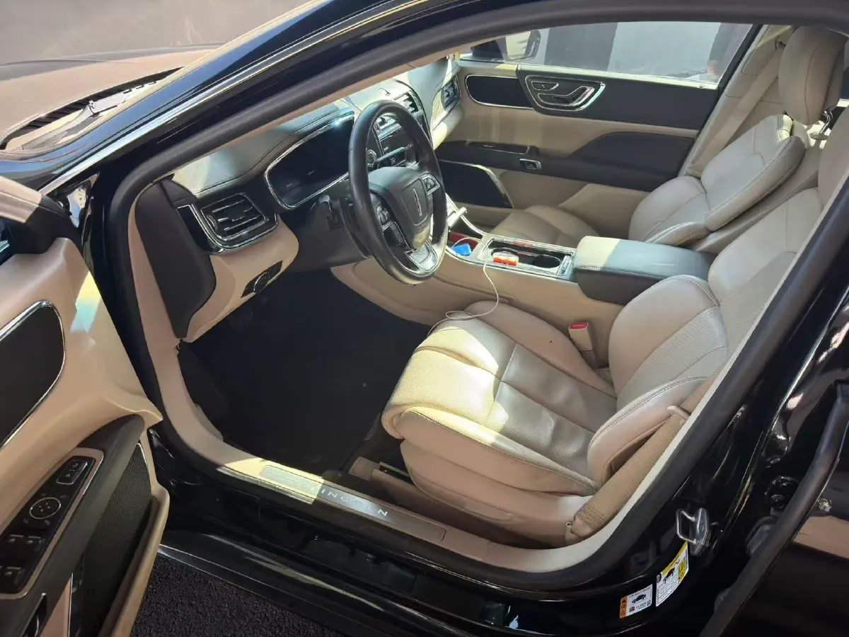 2018 Lincoln Continental 2.0T 261HP L4 6AT,autocango,china used car exporter,china ev exporter,chinese used car exporter,chinese used ev exporter