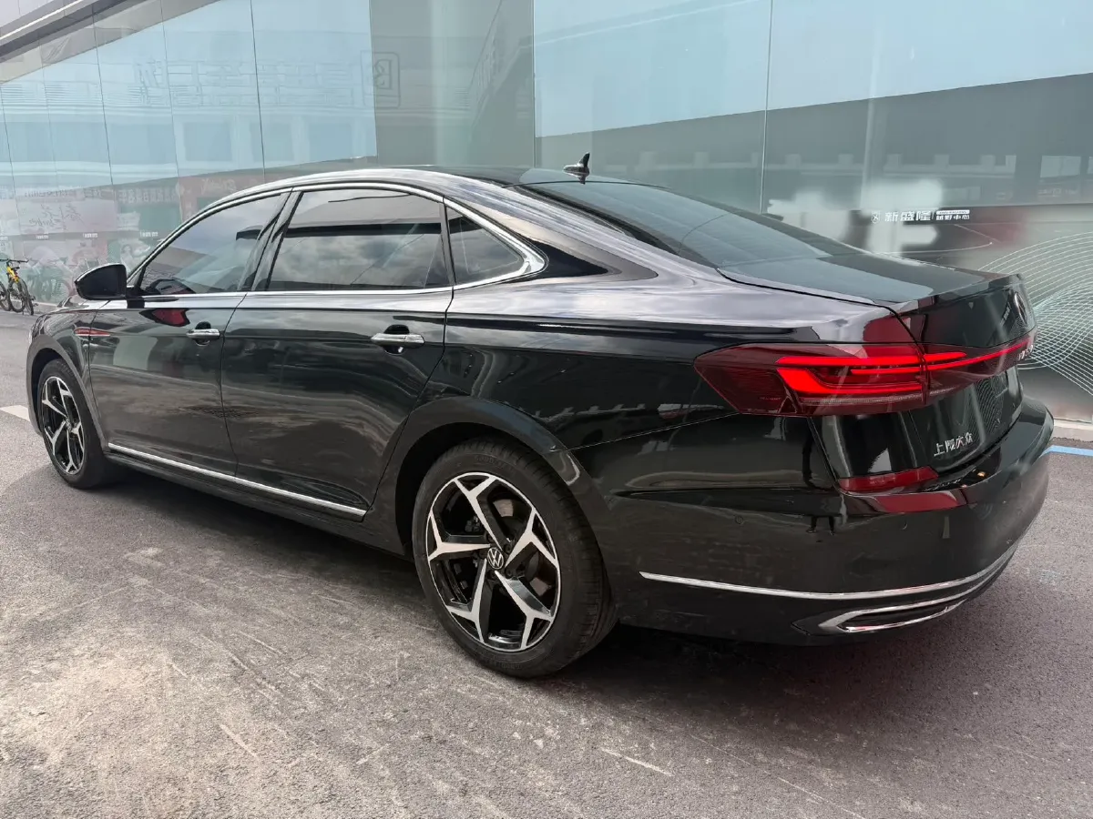2023 Volkswagen Passat 2.0T 186HP L4 7DCT,autocango,china used car exporter,china ev exporter,chinese used car exporter,chinese used ev exporter