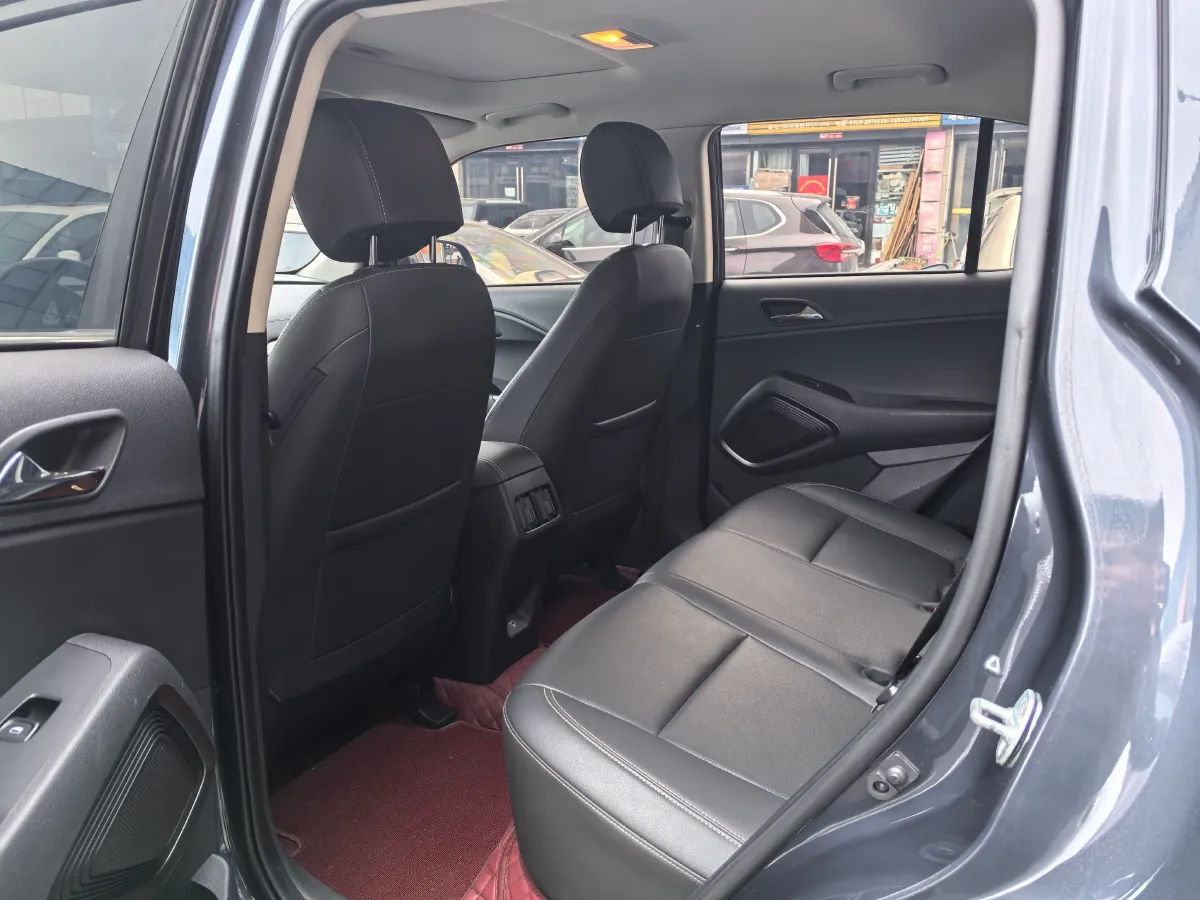 2021 Hyundai ix35 1.4T 140HP L4 7DCT,autocango,china used car exporter,china ev exporter,chinese used car exporter,chinese used ev exporter