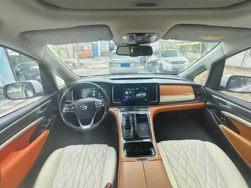 2021 GAC Trumpchi M8 2.0T 252HP L4 8AT,autocango,china used car exporter,china ev exporter,chinese used car exporter,chinese used ev exporter