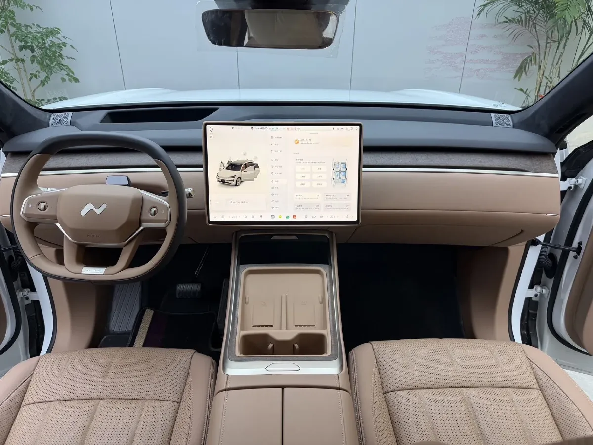 2025 ONVO L90 BEV,autocango,china used car exporter,china ev exporter,chinese used car exporter,chinese used ev exporter