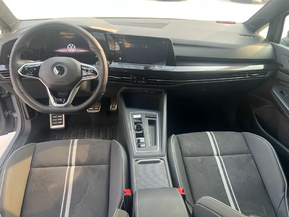 2023 Volkswagen Golf 1.4T 150HP L4 7DCT,autocango,china used car exporter,china ev exporter,chinese used car exporter,chinese used ev exporter