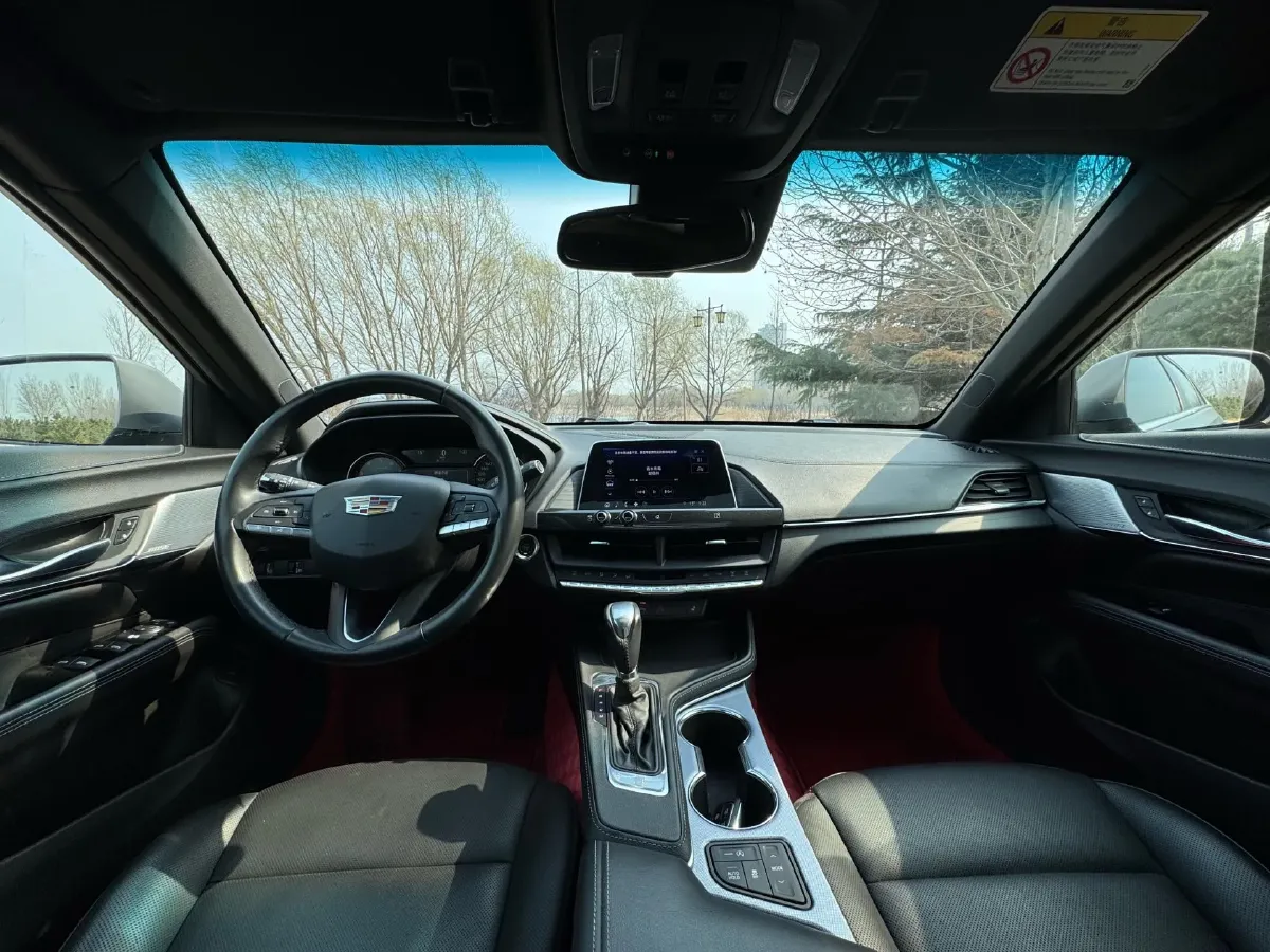 2021 Cadillac CT4 2.0T 237HP L4 8AT,autocango,china used car exporter,china ev exporter,chinese used car exporter,chinese used ev exporter