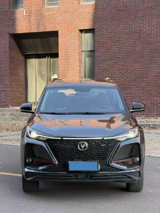 2022 ChangAn CS75 Plus 2.0T 233HP L4 8AT,autocango,china used car exporter,china ev exporter,chinese used car exporter,chinese used ev exporter