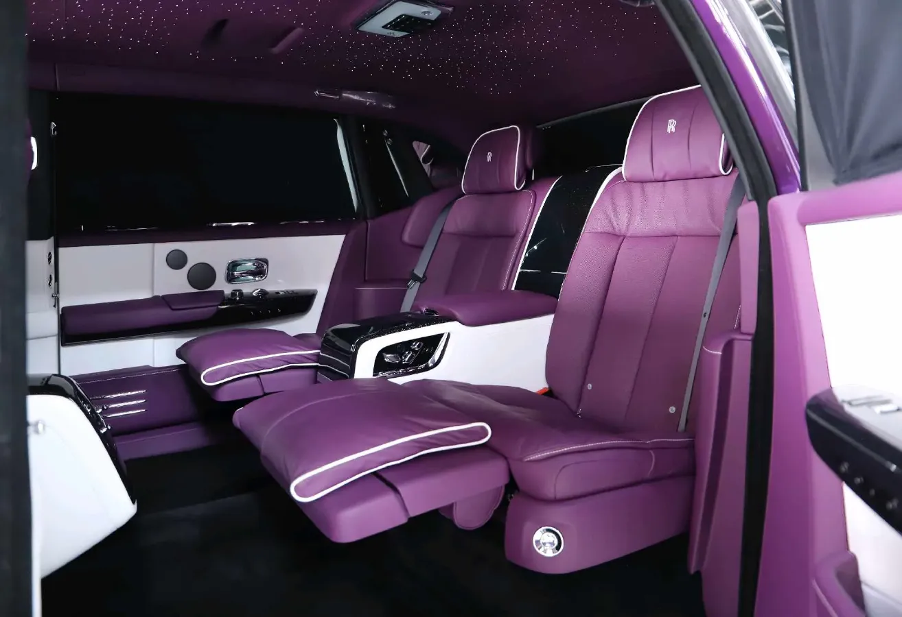 2018 Rolls-Royce Phantom 6.7T 571HP V12 8AT,autocango,china used car exporter,china ev exporter,chinese used car exporter,chinese used ev exporter