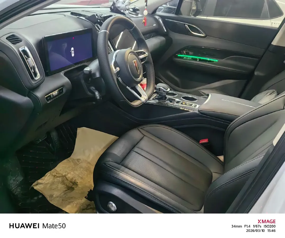 2024 HongQi HS3 1.5T 169HP L4 7DCT,autocango,china used car exporter,china ev exporter,chinese used car exporter,chinese used ev exporter