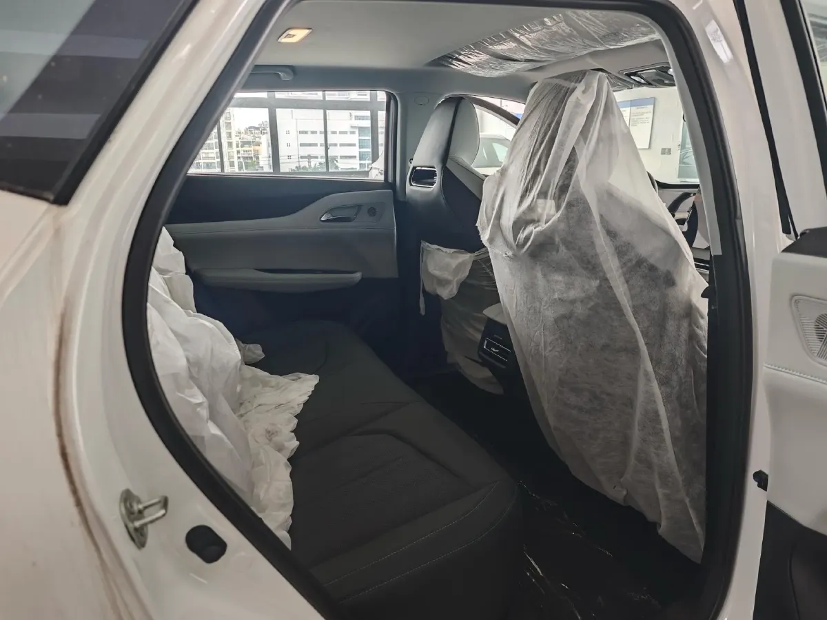 2024 ChangAn UNI-Z 1.5L 98HP L4 E-CVT PHEV 18.4KWH,autocango,china used car exporter,china ev exporter,chinese used car exporter,chinese used ev exporter