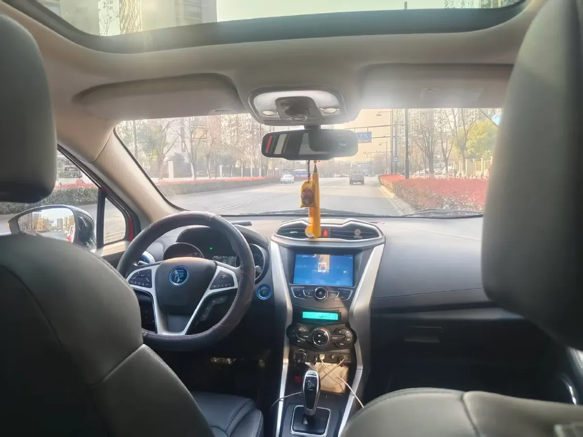 2018 BYD Yuan BEV 42KWH,autocango,china used car exporter,china ev exporter,chinese used car exporter,chinese used ev exporter