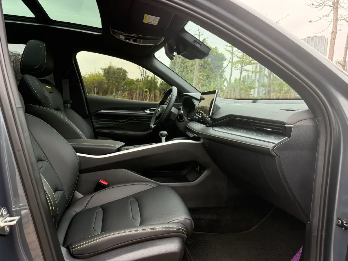 2023 Geely Preface 1.5T 181HP L4 7DCT,autocango,china used car exporter,china ev exporter,chinese used car exporter,chinese used ev exporter