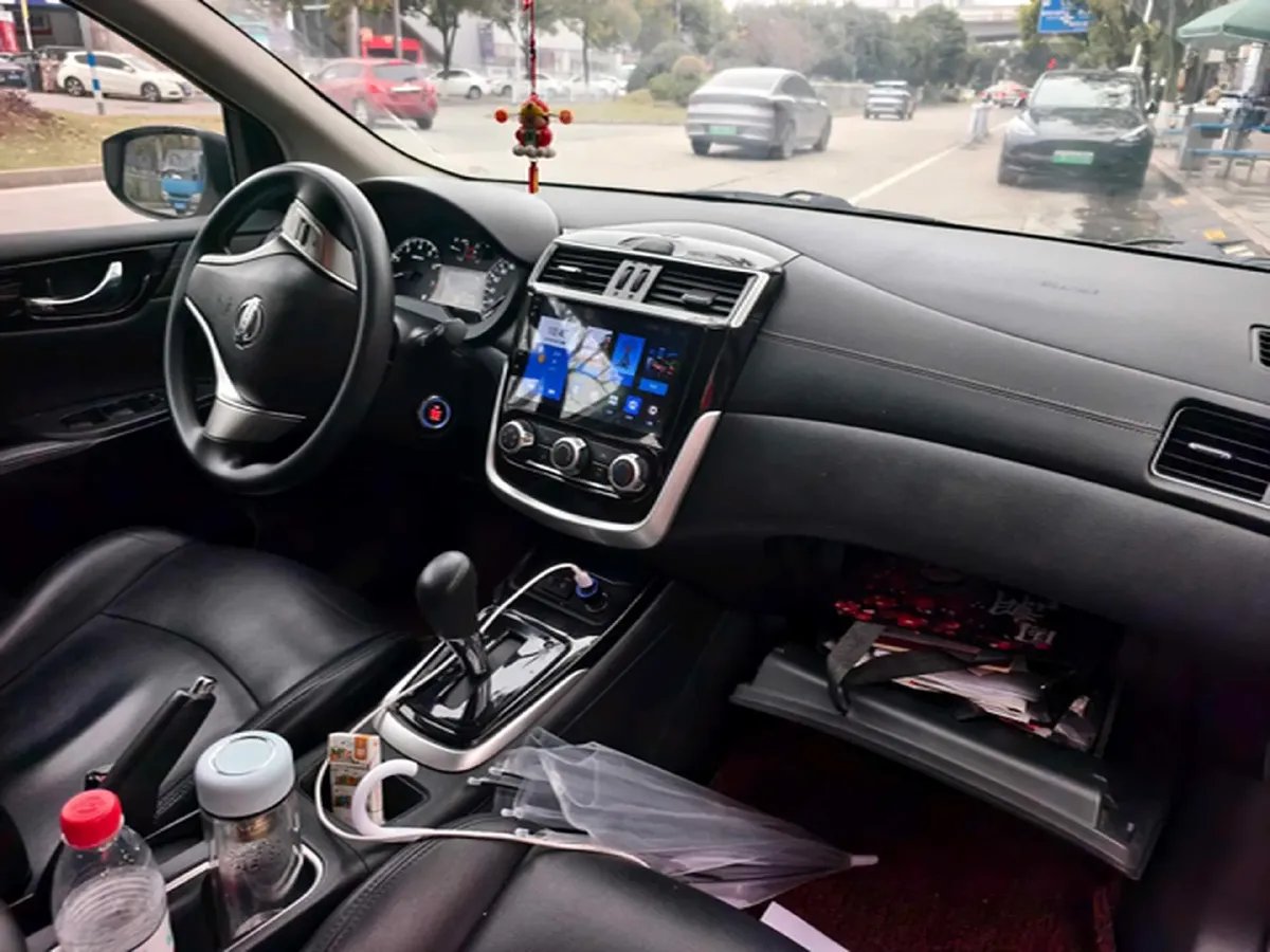 2020 Nissan Tiida 1.6L 126HP L4 CVT,autocango,china used car exporter,china ev exporter,chinese used car exporter,chinese used ev exporter